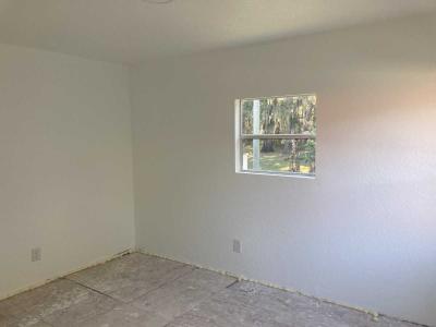 Photo 5 of 8 of home located at 2450 SW 38th Ave Lot 21 Ocala, FL 34474