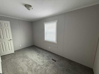 Photo 5 of 14 of home located at 1712 S. Dixie Hwy #253 Crete, IL 60417