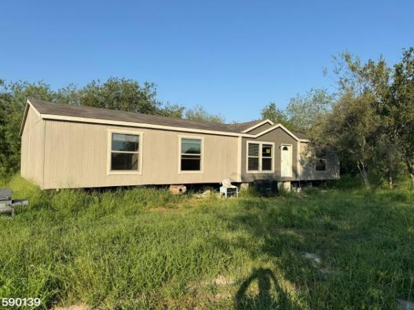 Photo 1 of 2 of home located at 2939 Pr 4003 Beeville, TX 78102