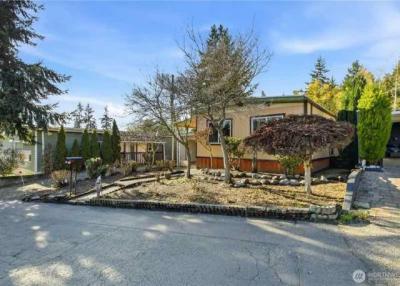Mobile Home at Sunrise Terrace Community 7311 Chambers Creek Rd W Trlr Tacoma, WA 98467