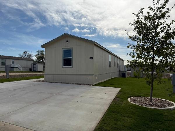 Photo 1 of 2 of home located at 6410 Walzem Road Lot #483 San Antonio, TX 78218