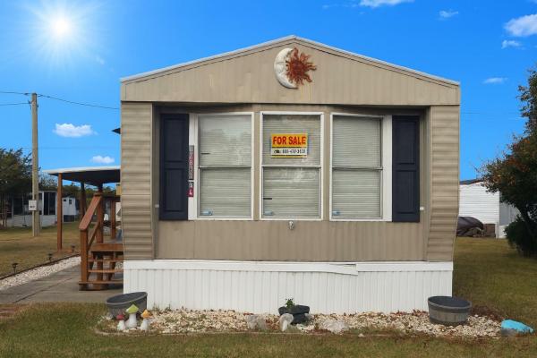 1985 SKYLINE Mobile Home For Sale