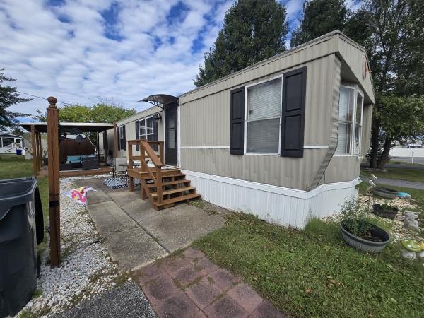 1985 SKYLINE n/a Mobile Home