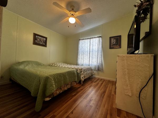 1992 Palm Harbor 5231 Mobile Home