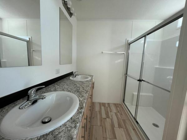 2025 Champion - Lake City LaBelle Mobile Home