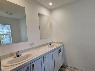 Photo 5 of 16 of home located at 119 Belleza Blvd Edgewater, FL 32141