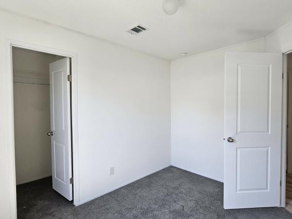 2025 Champion SIG3563B Mobile Home