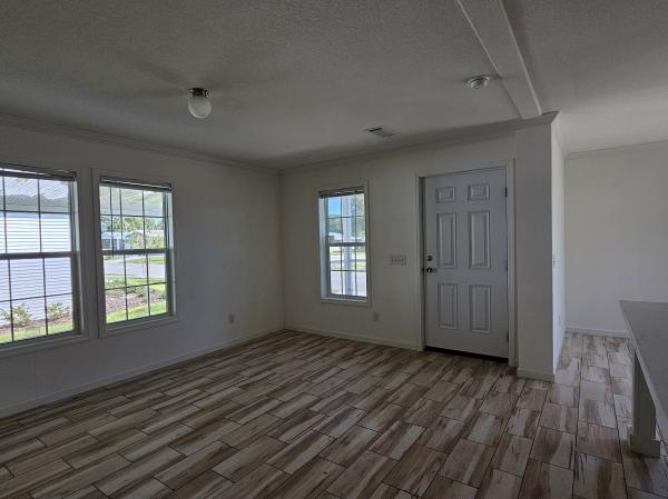 2025 Champion SIG3563B Mobile Home