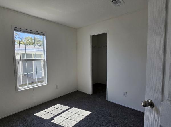 2025 Champion SIG3563B Mobile Home