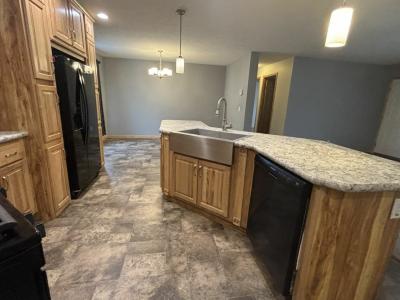 Photo 4 of 15 of home located at 9709 Birmingham Dr Fenton, MI 48430