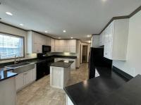 2018 Champion RA2860231 Mobile Home