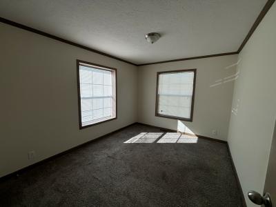 Photo 4 of 7 of home located at 9669 Edgeworth Dr Fenton, MI 48430