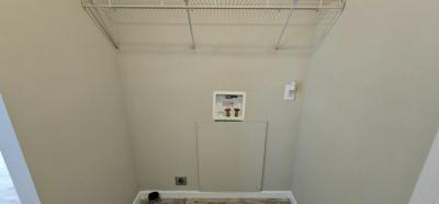 Photo 2 of 18 of home located at 6539 Townsend Rd, #181 Jacksonville, FL 32244