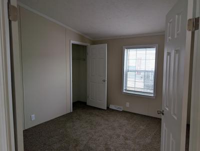 Photo 2 of 9 of home located at 25186 Oxford Woodhaven, MI 48183