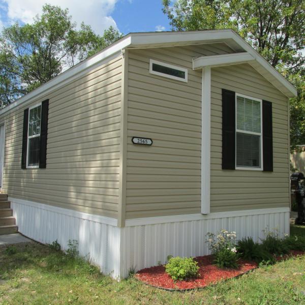 Photo 1 of 2 of home located at 2565 Huntington Park Drive Lot 231 Grand Forks, ND 58201