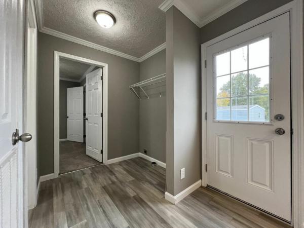 2022 Clayton Homes Inc Community Series Mobile Home