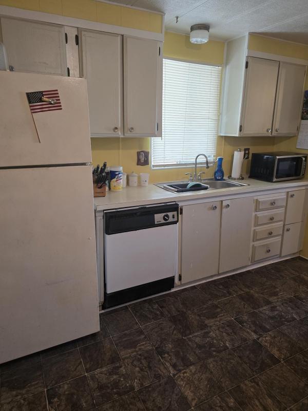 1980 Fleetwood Fleetwood Mobile Home