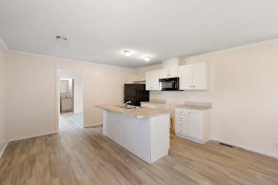 Photo 3 of 28 of home located at 4418 Daisy Lane #156 Traverse City, MI 49685