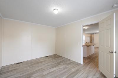 Photo 5 of 28 of home located at 4418 Daisy Lane #156 Traverse City, MI 49685