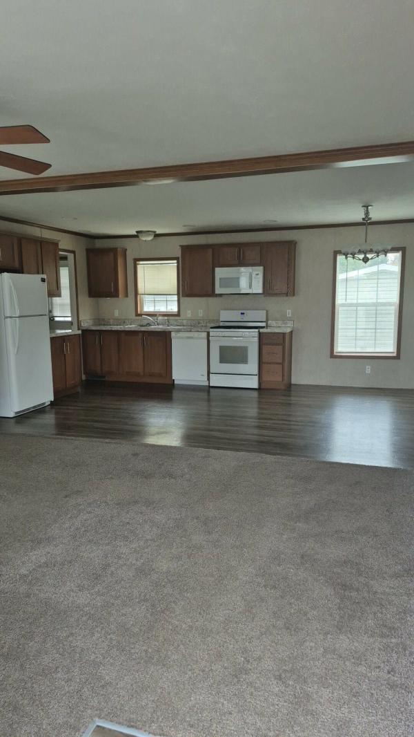 2017 Champion 102 NWD-A-24806  Home