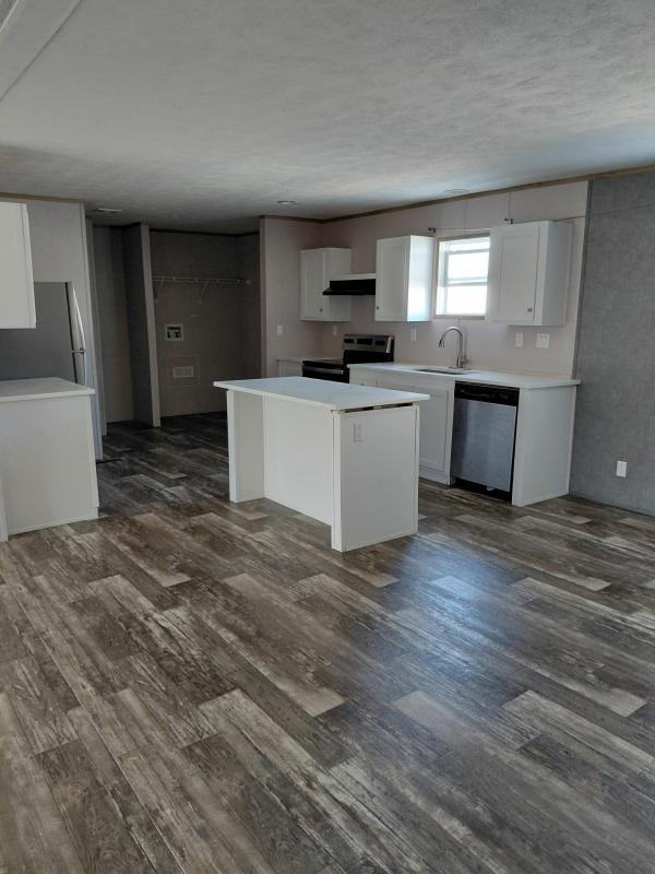 2022 150VU28563U Mobile Home