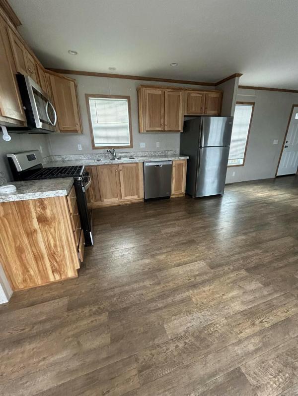 2024 CHAMPION HOME BUILDERS INC. NWS-F-25206  Home