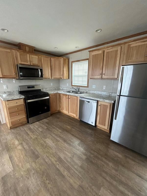 2024 CHAMPION HOME BUILDERS INC. NWS-F-25206  Home