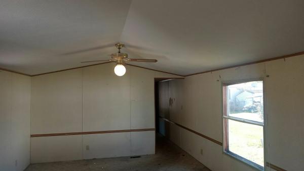 1991 Schult Manufactured Home