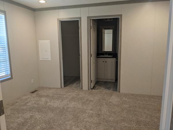 2023 Clayton Pulse 6014-704  Home