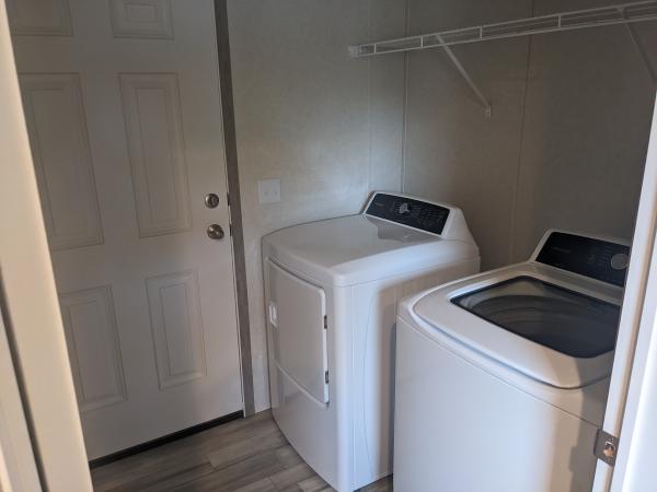 2023 Clayton Pulse 6014-704  Home