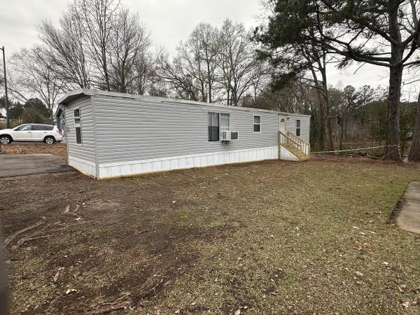 Photo 1 of 2 of home located at 172 Howe Lane Loganville, GA 30052