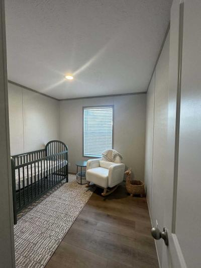 Photo 5 of 7 of home located at 1 Thorn Locust Lane, #33 London, OH 43140