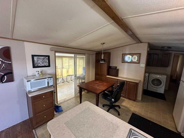 1986 Fleetwood Clarion Mobile Home