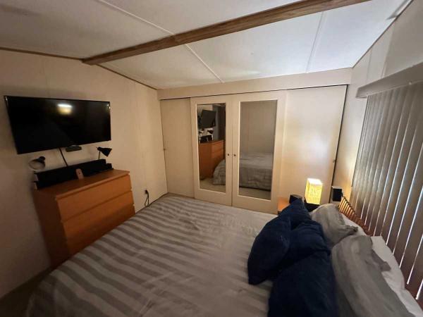 1986 Fleetwood Clarion Mobile Home