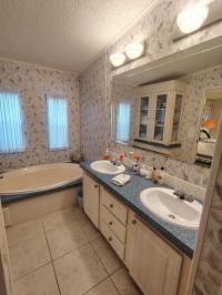 2005 MERIT Mobile Home