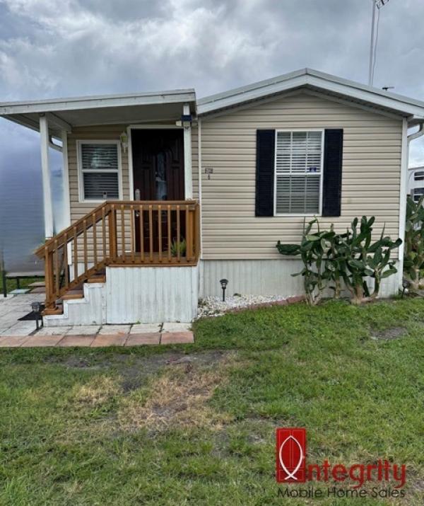 Photo 1 of 2 of home located at 9728 SW 36th Ct, Lot 6 Okeechobee, FL 34974