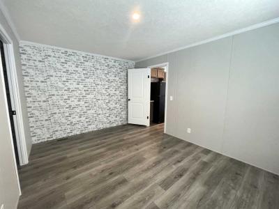 Photo 4 of 6 of home located at 251 Point West Lafayette, IN 47906