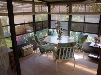 Photo 4 of 12 of home located at 1435 Gulf Coast Drive Naples, FL 34110