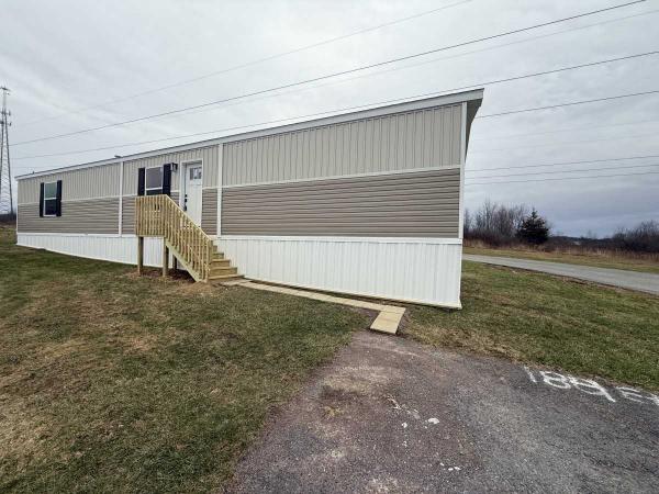 Photo 1 of 2 of home located at 475 Stoystown Road Lot 184 Ea Somerset, PA 15501