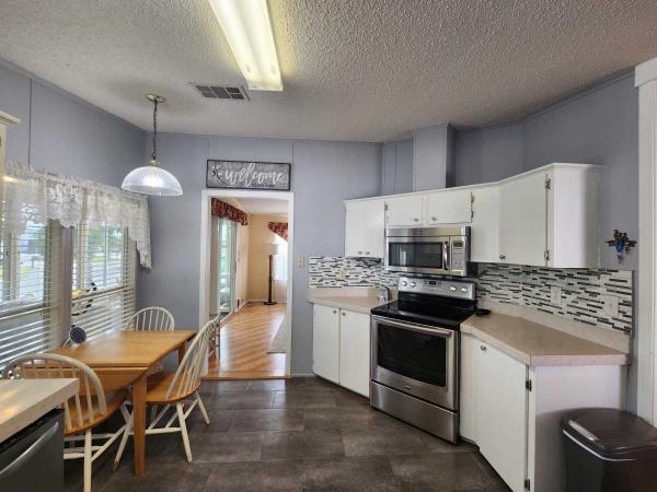 1994 MERIT Mobile Home