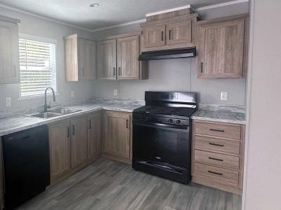 Mobile Home at 437 Shady Brook Heights Greenwood, IN 46142