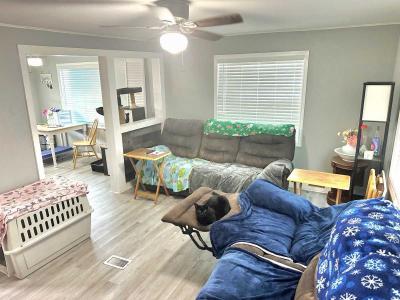 Photo 5 of 10 of home located at 7943 72D St N Pinellas Park, FL 33781