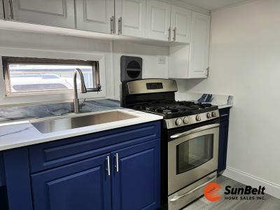 Photo 4 of 18 of home located at 8A Lake Breeze Drive Tavares, FL 32778