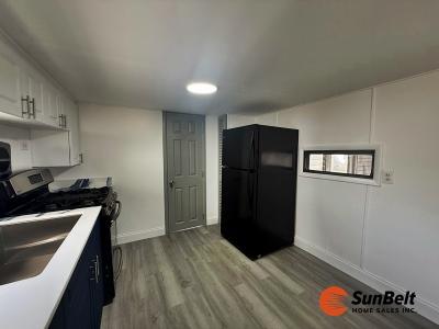 Photo 5 of 18 of home located at 8A Lake Breeze Drive Tavares, FL 32778