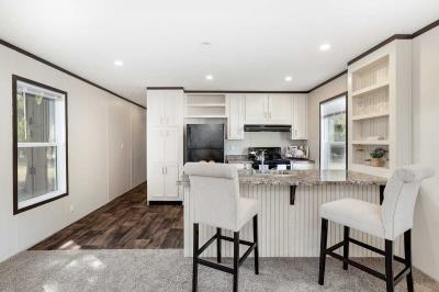 Mobile Home at 1001 E Macarthur Rd, Lot 339 Wichita, KS 67216