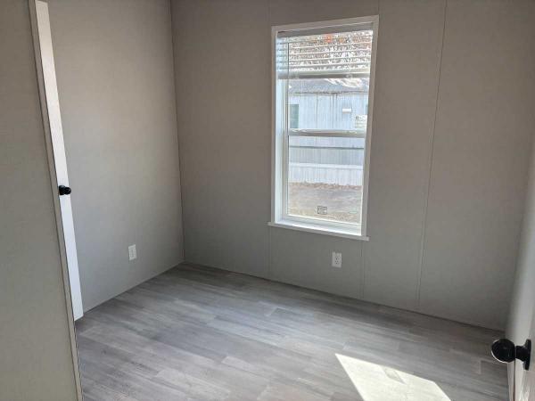 2025 Champion Aspire 1470H32082 Mobile Home