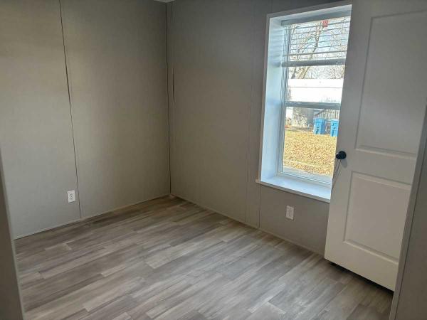 2025 Champion Aspire 1470H32082 Mobile Home