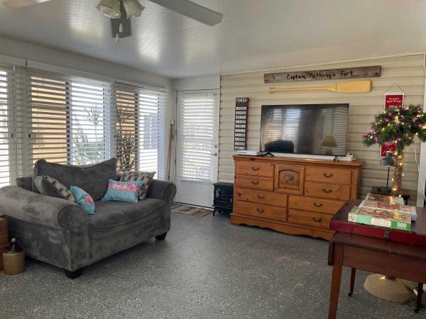 2005 Fleetwood Lifestages Manufactured Home