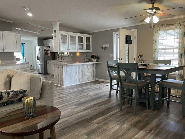 2005 Fleetwood Lifestages Manufactured Home