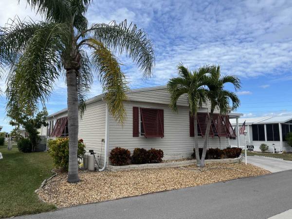 2005 Fleetwood Lifestages Manufactured Home